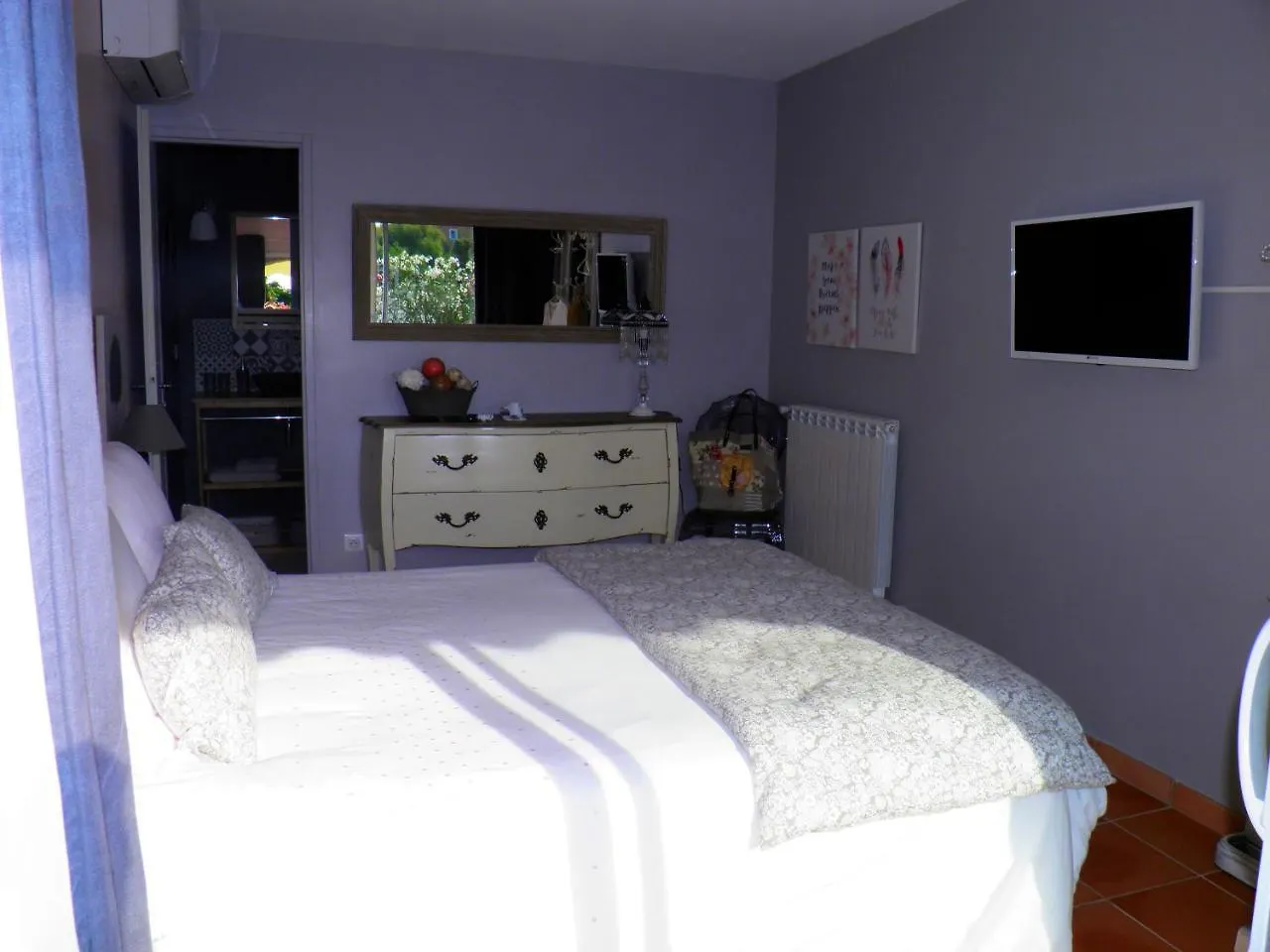 Bed and Breakfast La Bastide du Bouchou à Six-Fours-les-Plages 2*,  France