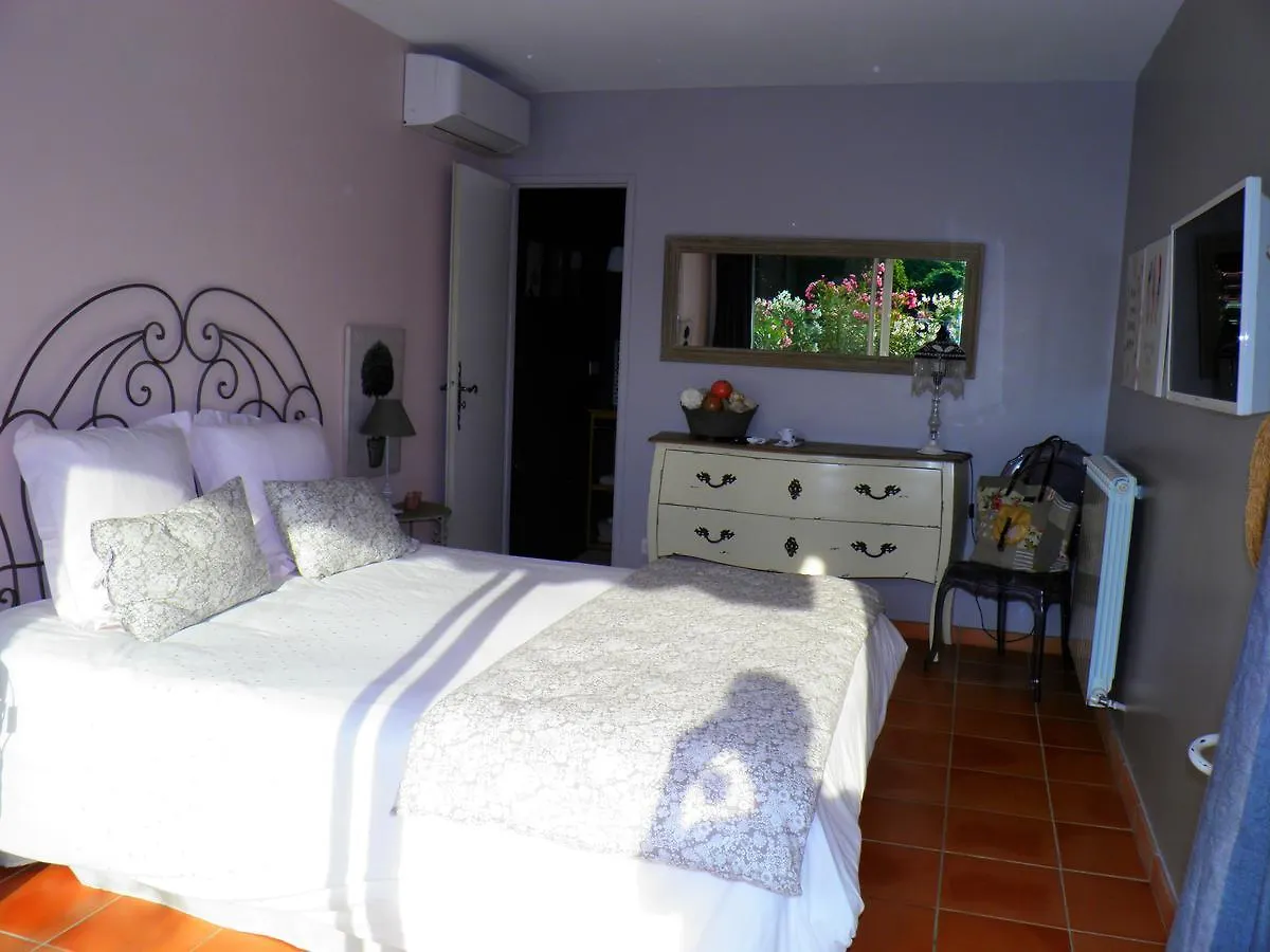 Couette-café Bed and Breakfast La Bastide du Bouchou à Six-Fours-les-Plages